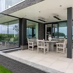 Attractive Villa With Jetty